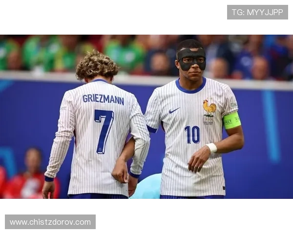 德转评选2025年最佳阵容姆巴佩领衔亚马尔与加布里埃尔入选引关注